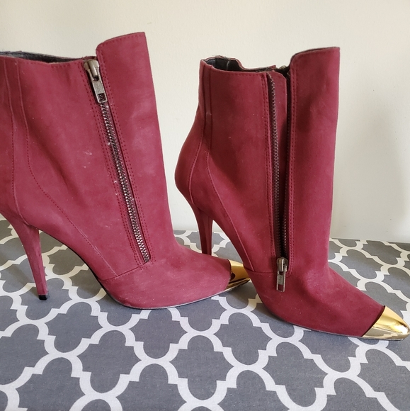 MIA Daphne gold capped boots - Picture 2 of 3